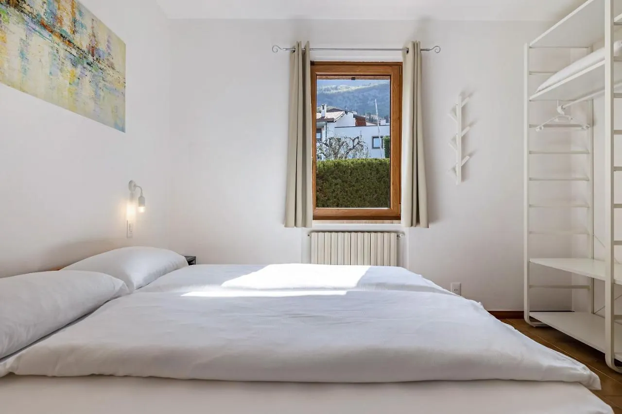 Casa Milani Malcesine Apt 4 Apartment Italy